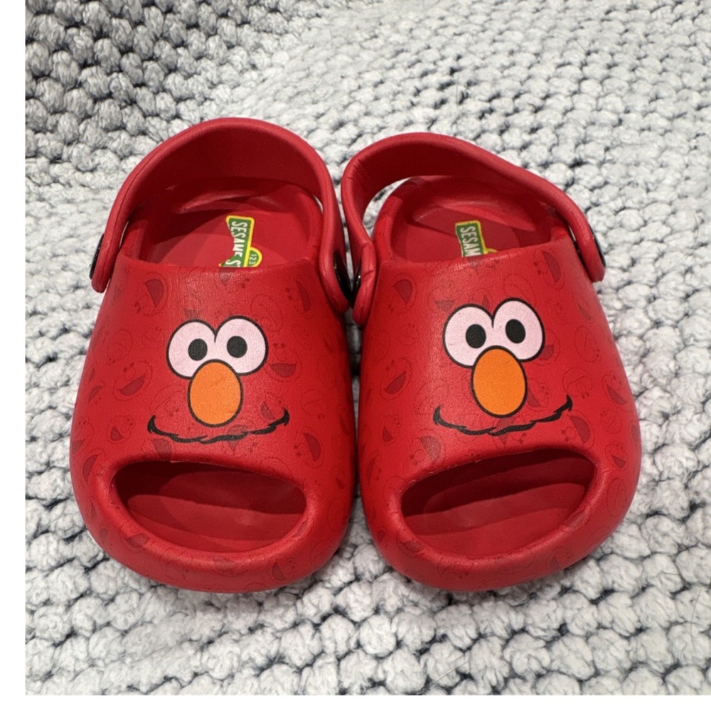 Sesame Street Elmo Kids Clog Sandals Red Rubber Slip On Open Toe US 5